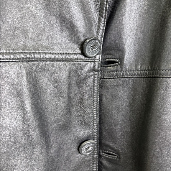 Men’s Faux Leather Button Up Black Jacket - Picture 5 of 7